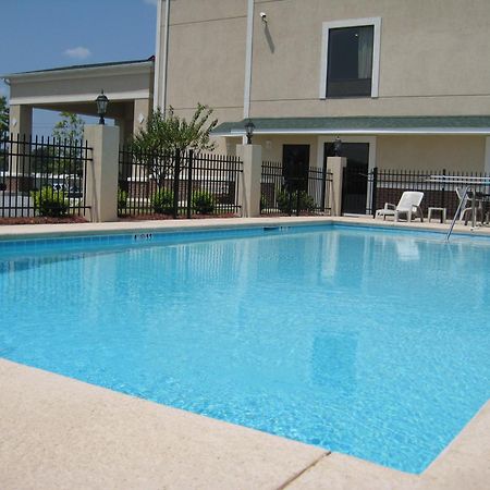 Baymont By Wyndham Augusta Riverwatch Exterior photo